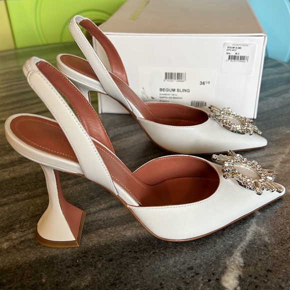 BNIB Amina Muaddi begum slingback in white leather. - Picture 6 of 9